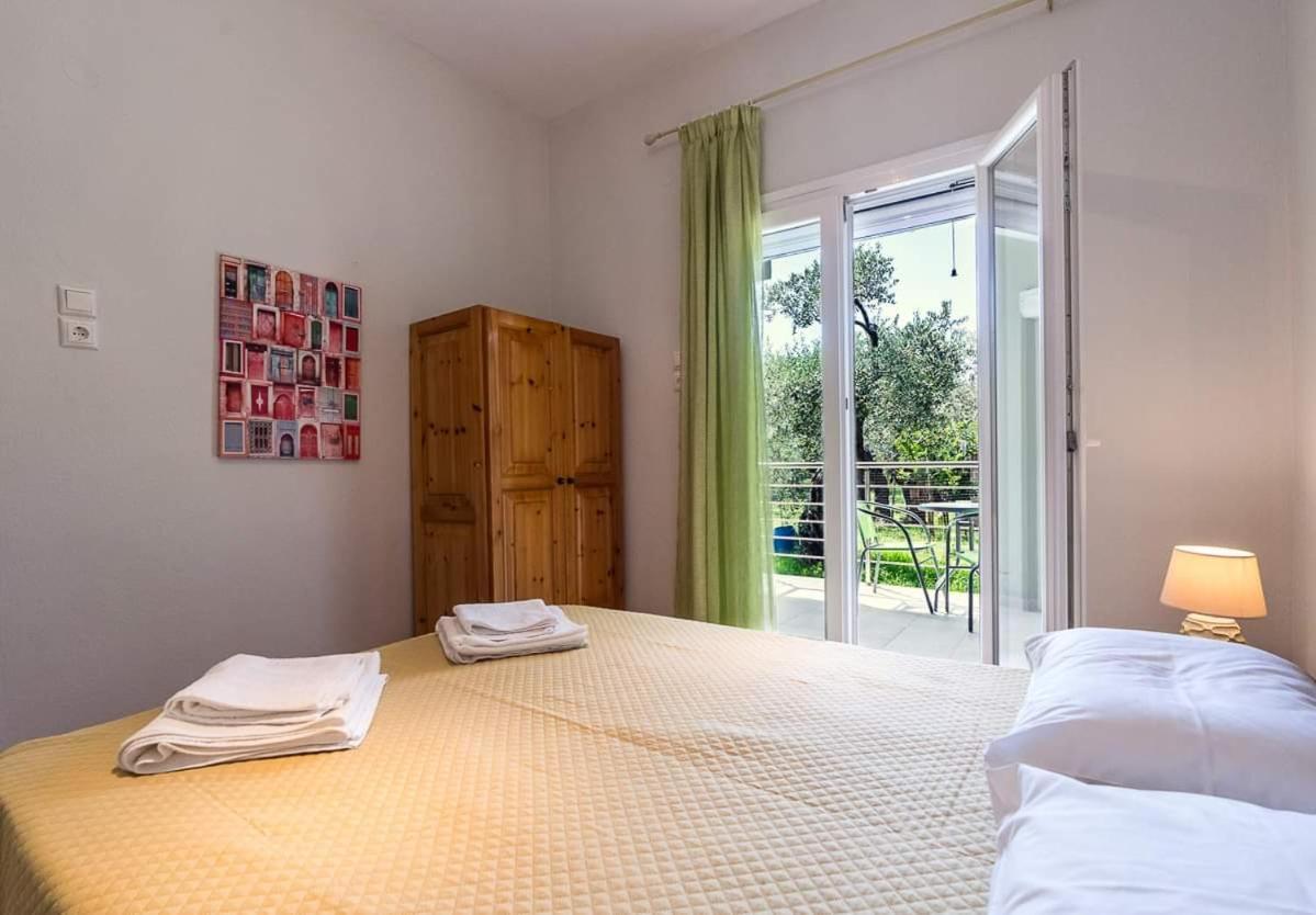 Mougkrasstudio Apartment Skala Rachoni  Exterior photo